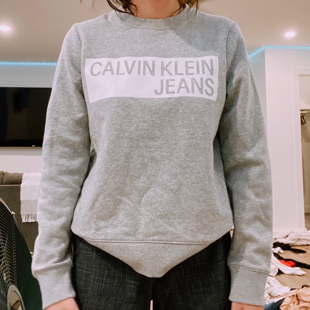 Calvin klein crewneck!